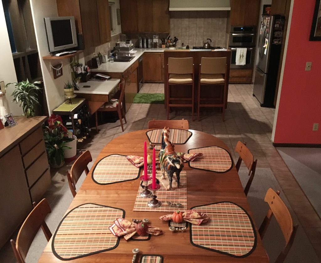 Jeffrey and Erik's dining room and kitchen