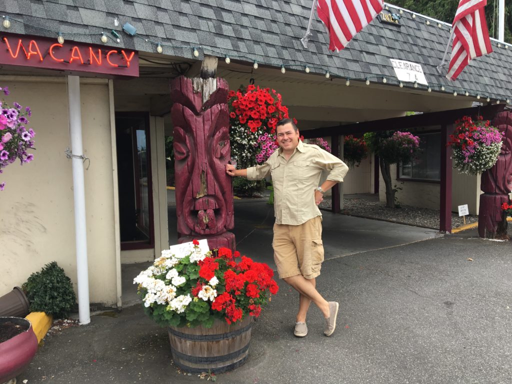 Travis Bay - The Man who discoverd the Tikis at West Winds Motel