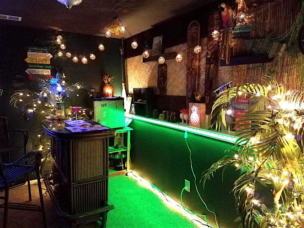 Coconut Joe's Tiki Bar