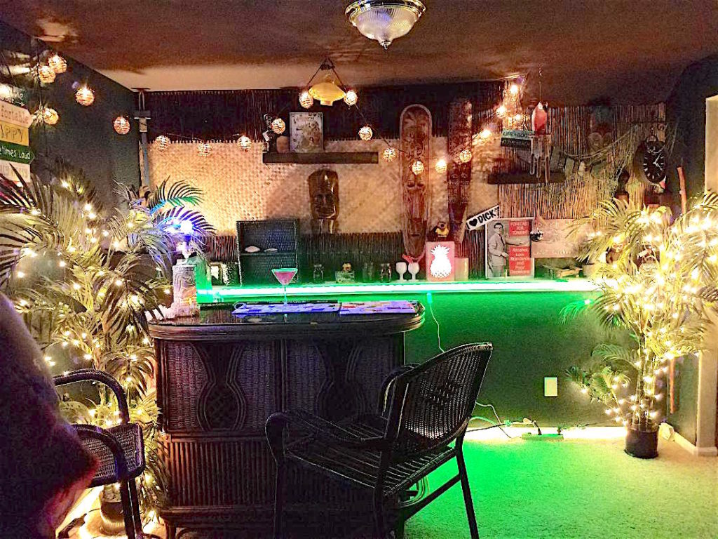 Coconut Joe's Tiki Bar