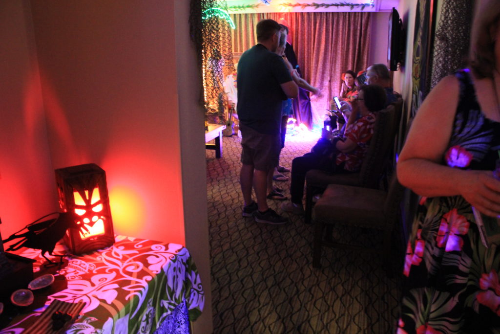 Tiki Kon 2018 Fantasy Island Room Party